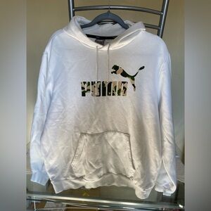 Puma men’s hoodie, size large